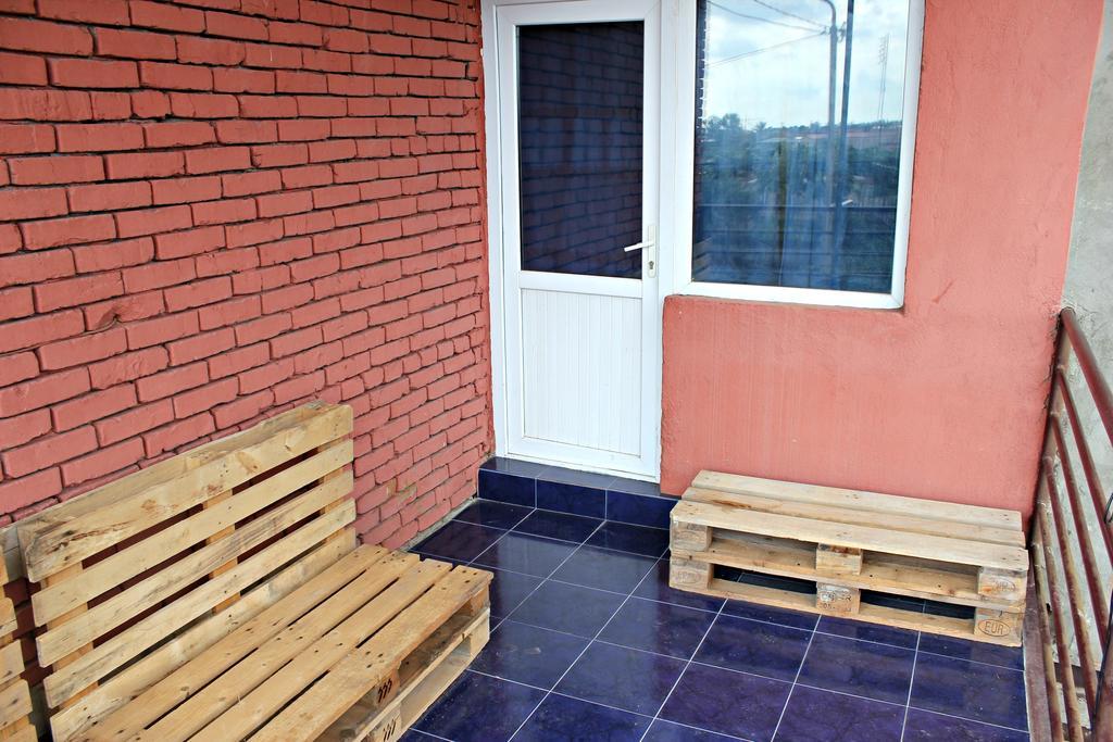 Hostel Bude Kutaisi Rom bilde