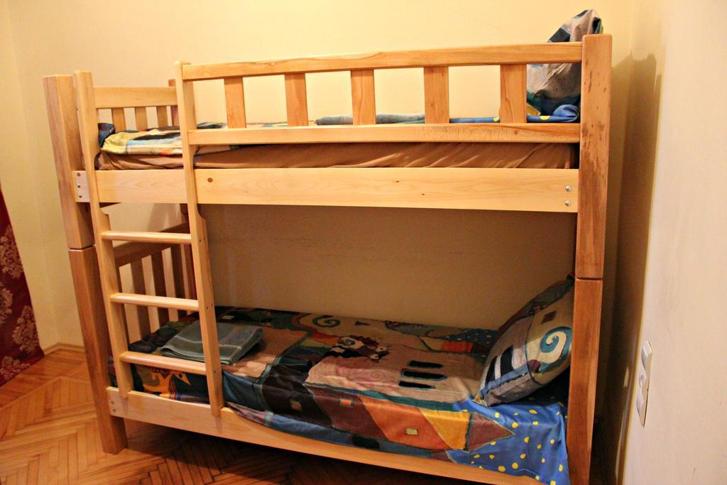 Hostel Bude Kutaisi Rom bilde